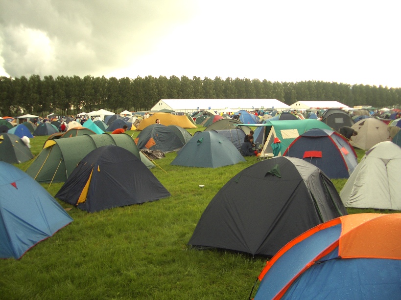 разнообразие палаток